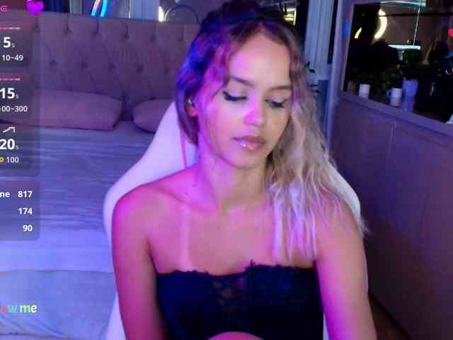 StacyTylerr webcam