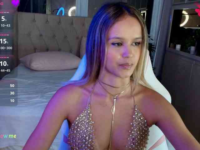 StacyTylerr webcam