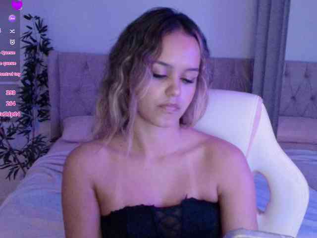 StacyTylerr webcam