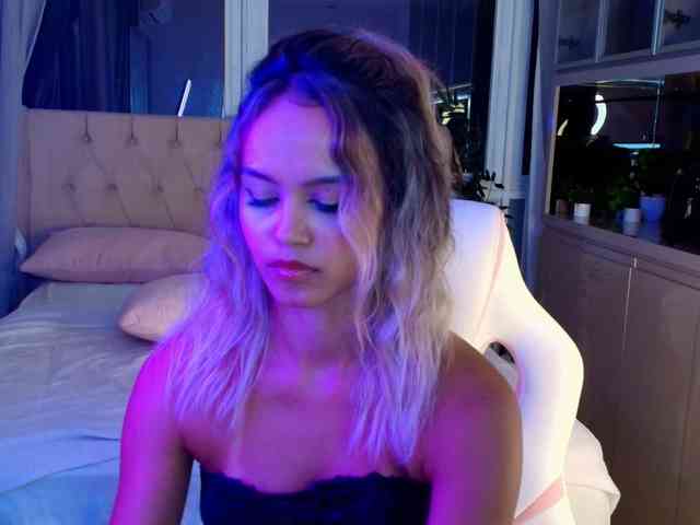 StacyTylerr webcam