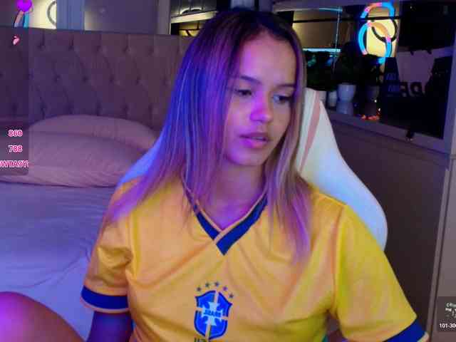 StacyTylerr webcam