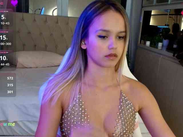 StacyTylerr webcam