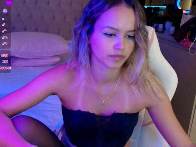 StacyTylerr webcam