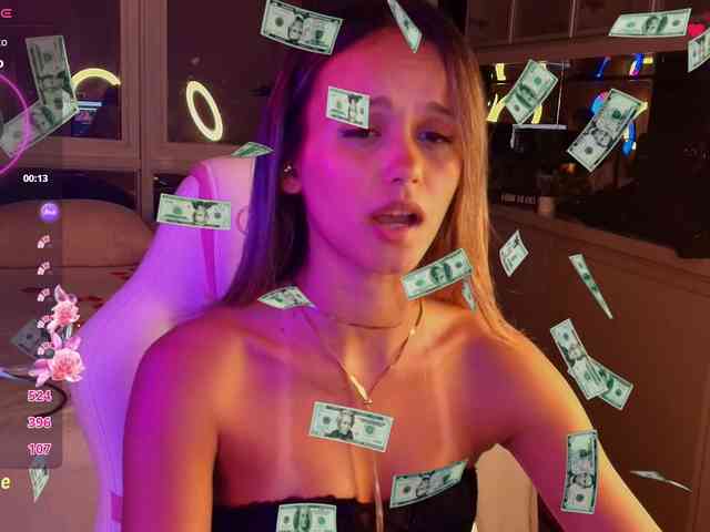 StacyTylerr webcam