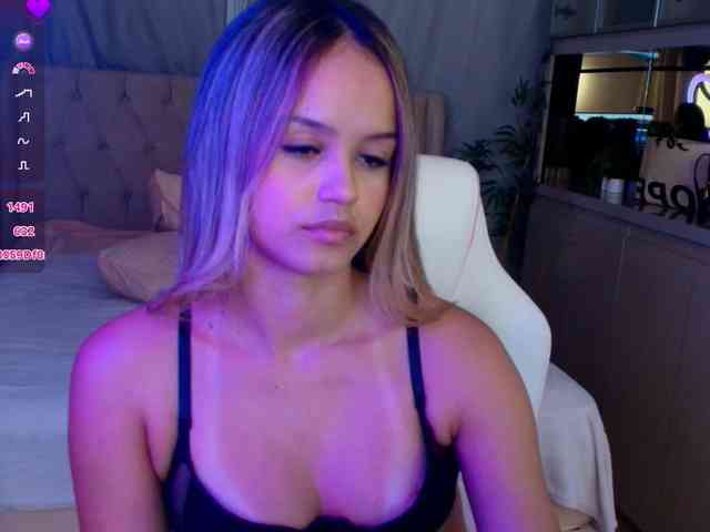 Modelo: StacyTylerr