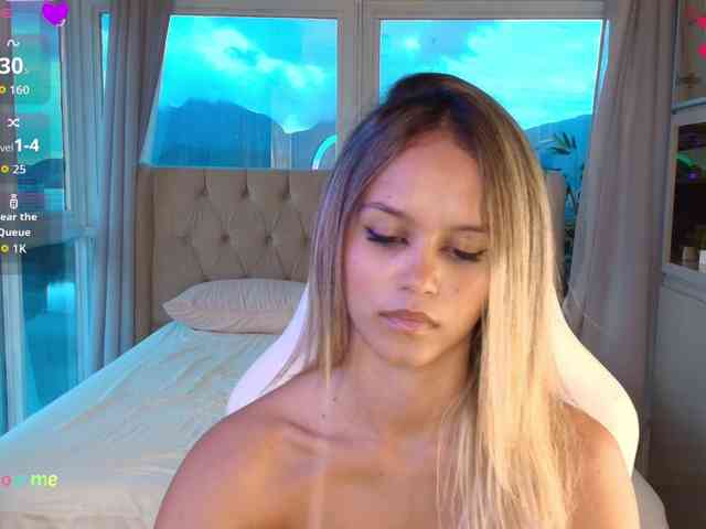 Modelo: StacyTylerr