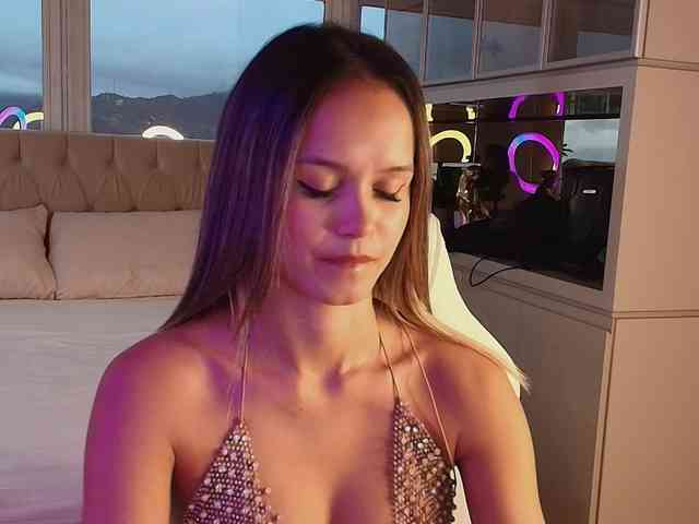 Modelo: StacyTylerr