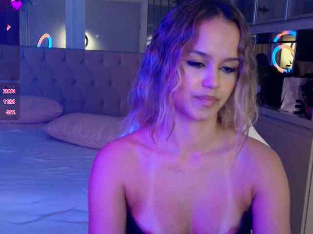 StacyTylerr webcam