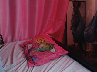 Red_ruby3's Live Webcam