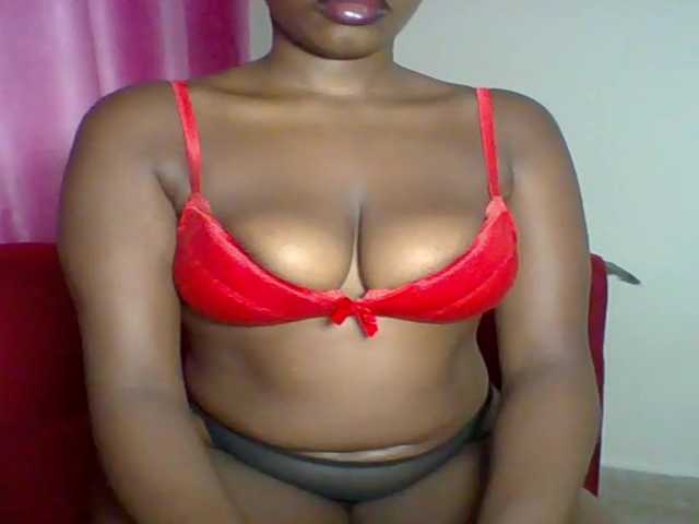 Red_ruby3 live cam preview