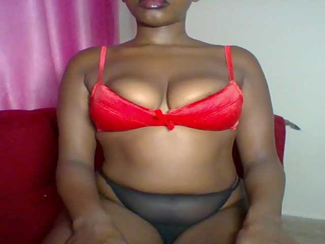 Red_ruby3 live cam preview