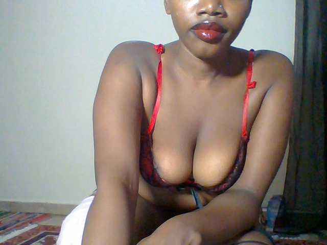 Red_ruby3 live cam preview