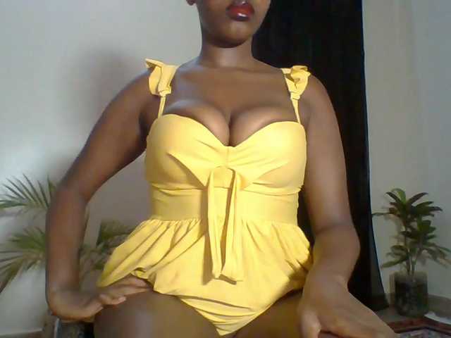 Red_ruby3 live cam preview