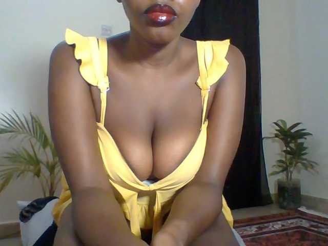 Red_ruby3 live cam preview