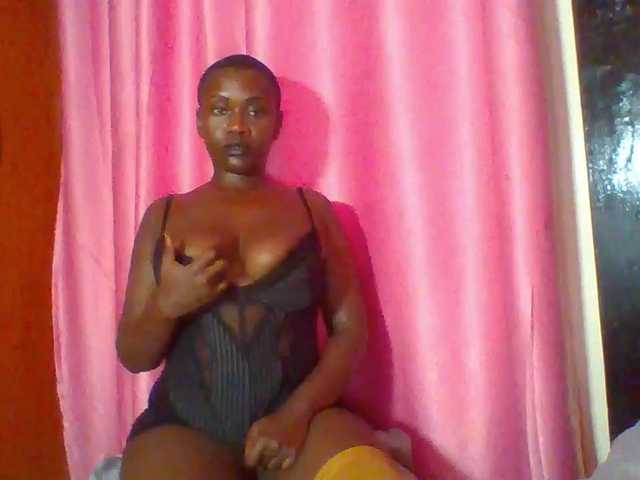 Red_ruby3 live cam preview