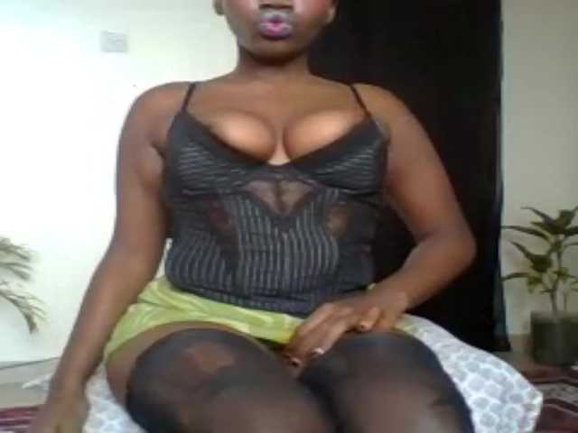 Red_ruby3 — live female cam