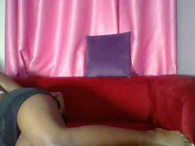 Red_ruby3 webcam