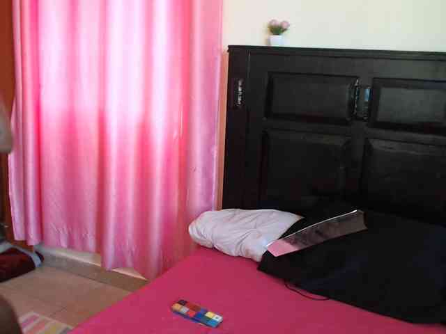 Red_ruby3 webcam