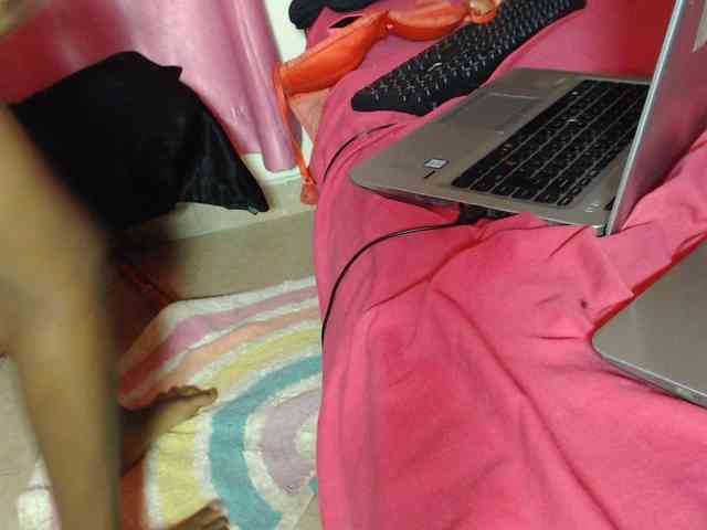 Red_ruby3 webcam
