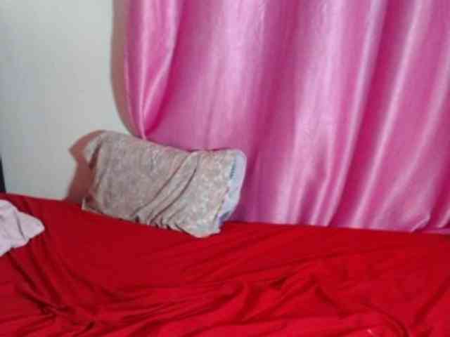 Red_ruby3 webcam