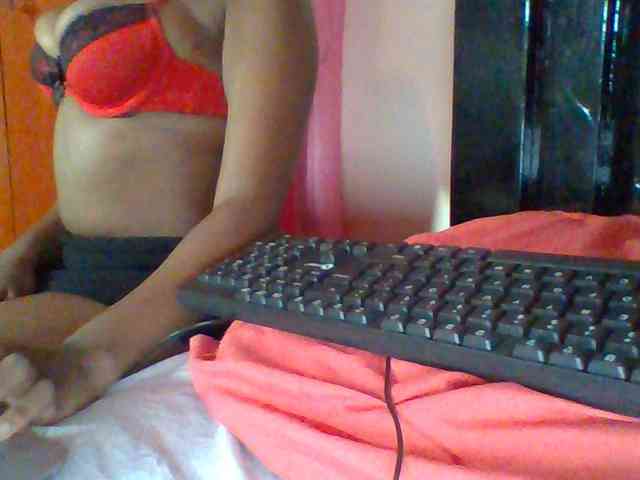 Red_ruby3 webcam
