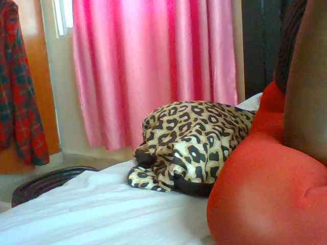 Modella: Red_ruby3