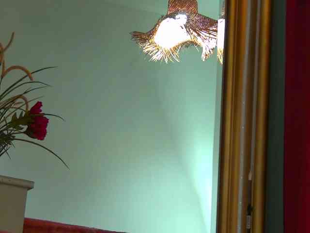 BrunetteBombix webcam