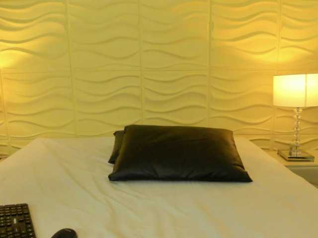 BiancaRoyalle Live Cam on BongaCams