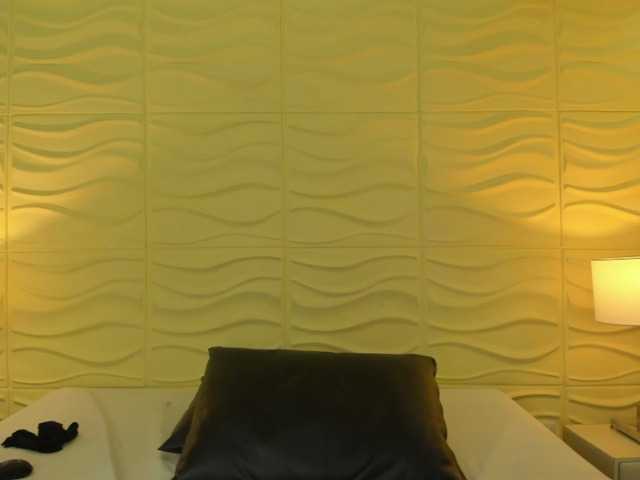 BiancaRoyalle live cam on BongaCams
