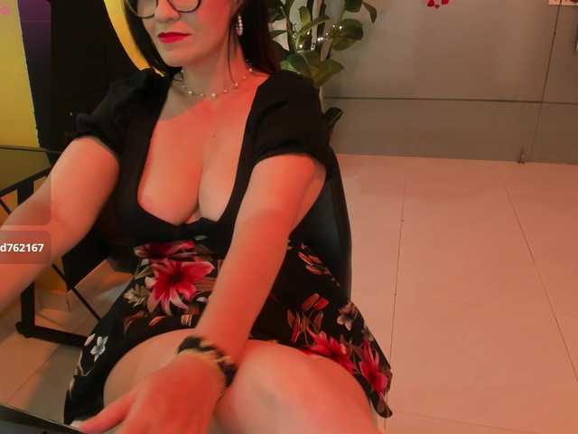 BiancaRoyalle's BongaCams show and profile