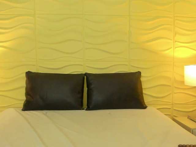 BiancaRoyalle live cam on BongaCams