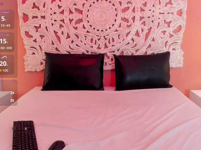 BiancaRoyalle live cam on BongaCams