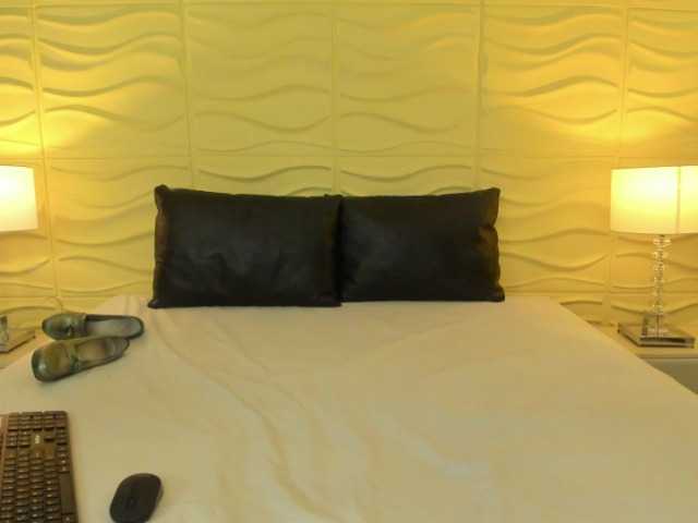 BiancaRoyalle live cam on BongaCams