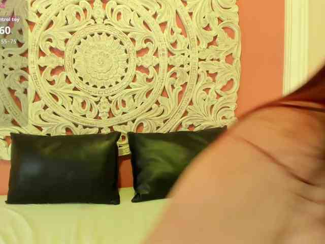 BiancaRoyalle webcam