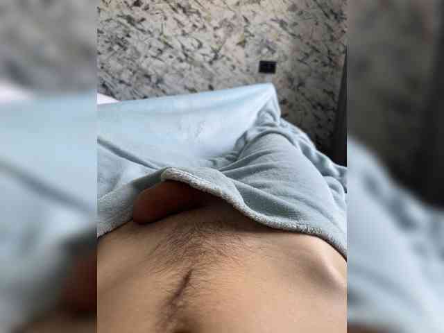 holliwood742 Sex Cam Show