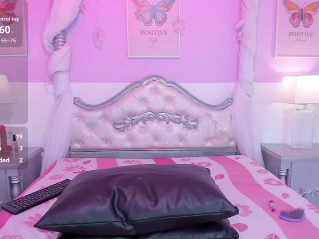 KimberlyBale live cam on BongaCams