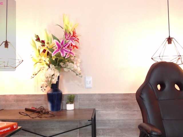 KimberlyBale live cam on BongaCams