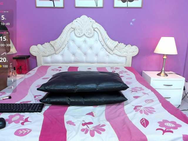 KimberlyBale live cam on BongaCams