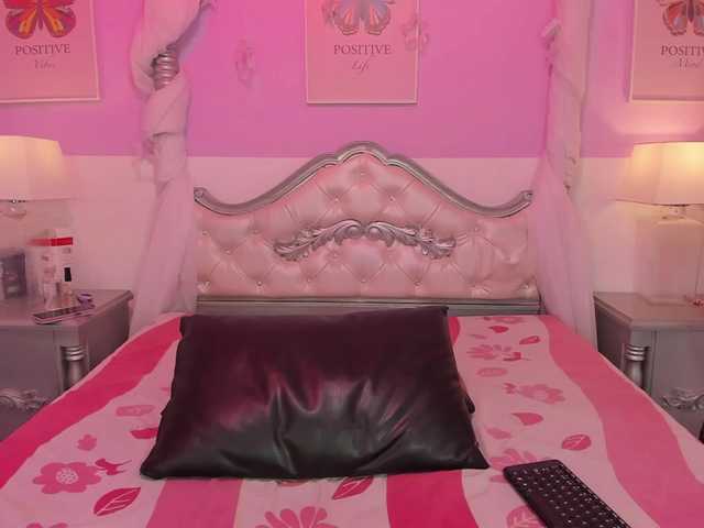 KimberlyBale live cam on BongaCams