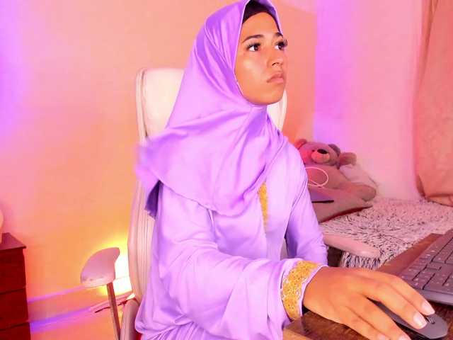 NadiaKarim live cam on BongaCams