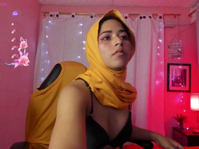 NadiaKarim's BongaCams show and profile