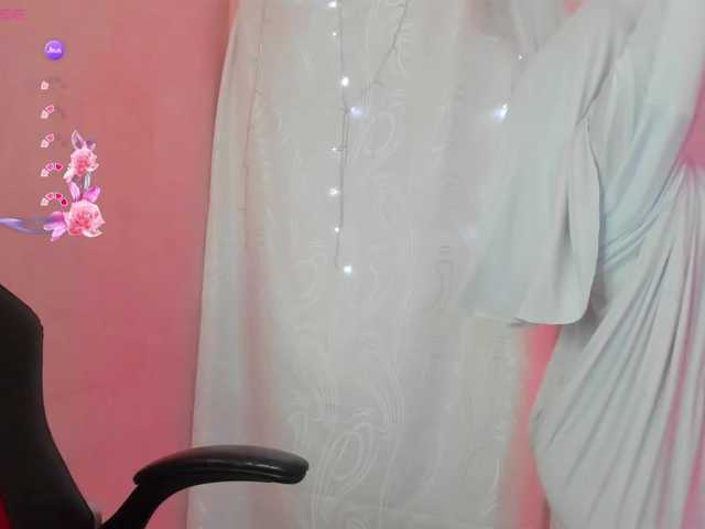 NadiaKarim's BongaCams show and profile