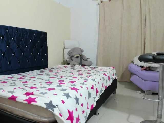 NadiaKarim live cam on BongaCams