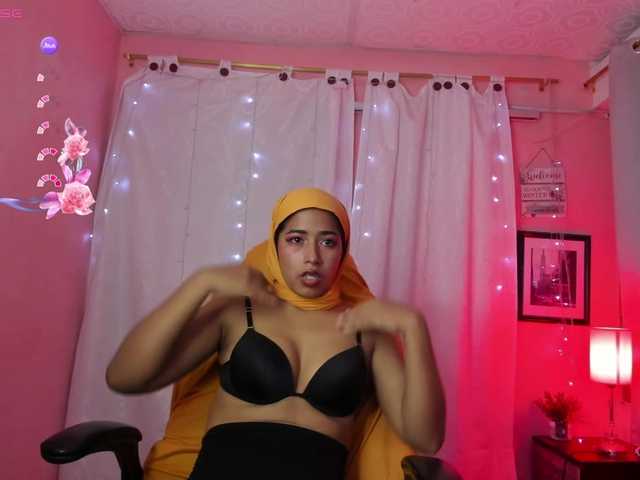 NadiaKarim's BongaCams show and profile