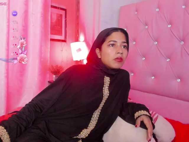 NadiaKarim's BongaCams show and profile