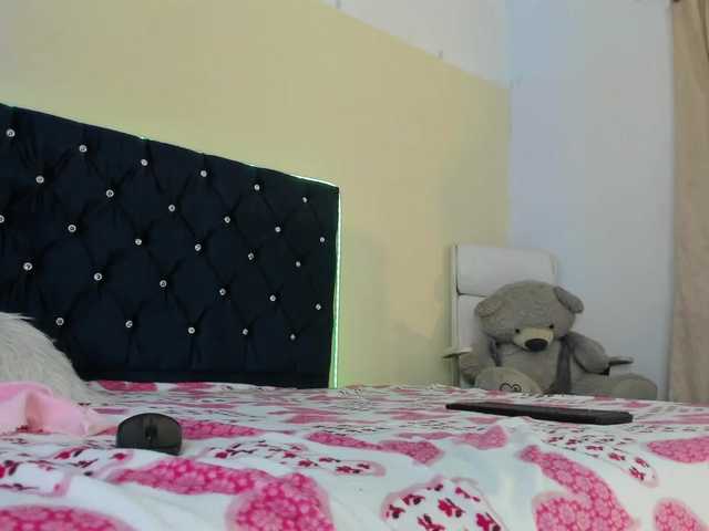 NadiaKarim live cam on BongaCams