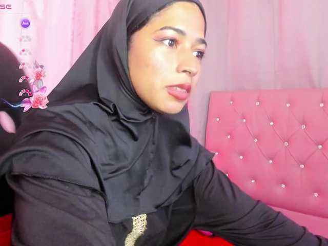 NadiaKarim's BongaCams show and profile