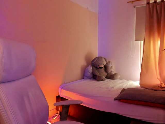 NadiaKarim live cam on BongaCams