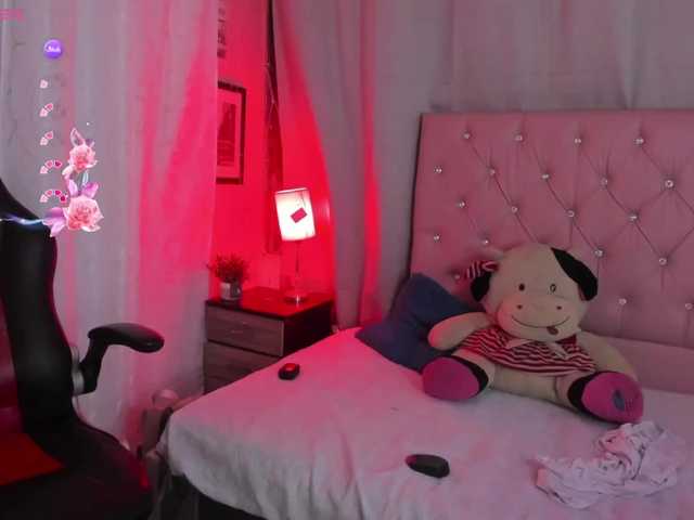 NadiaKarim's BongaCams show and profile