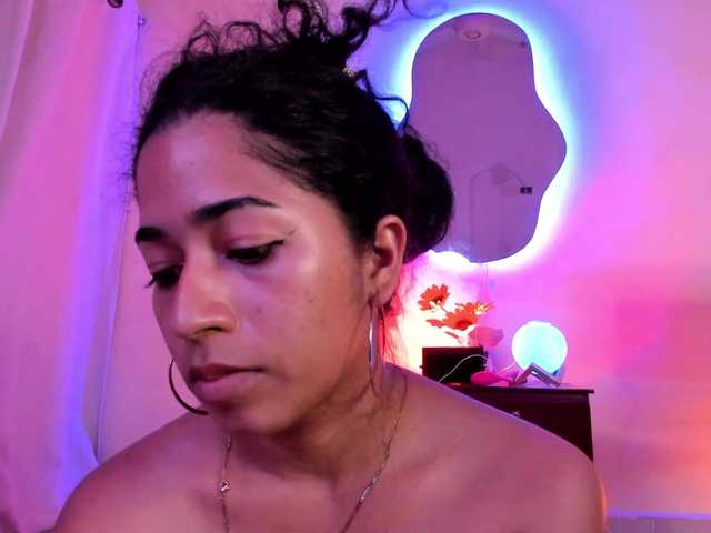 NadiaKarim live webcam show